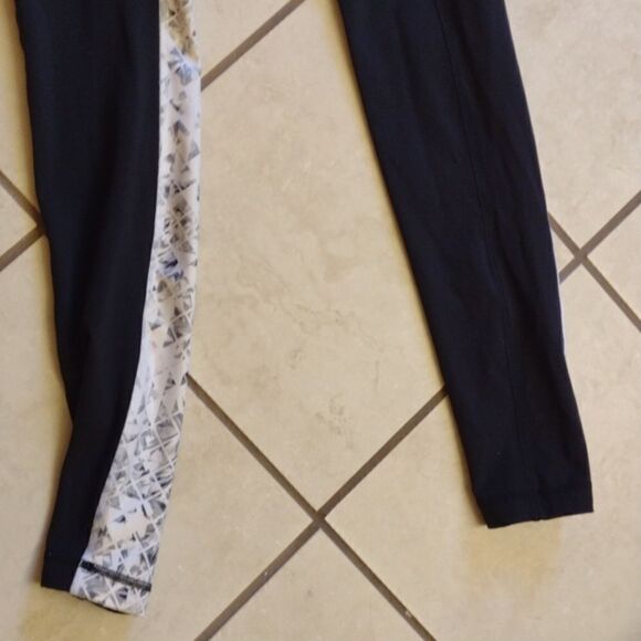 Lululemon Speed Tight II full length with pockets size 4 - Picture 7 of 14